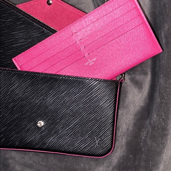 Authentic Louis Vuitton, coin purse, c.c. holder - Picture 8 of 8